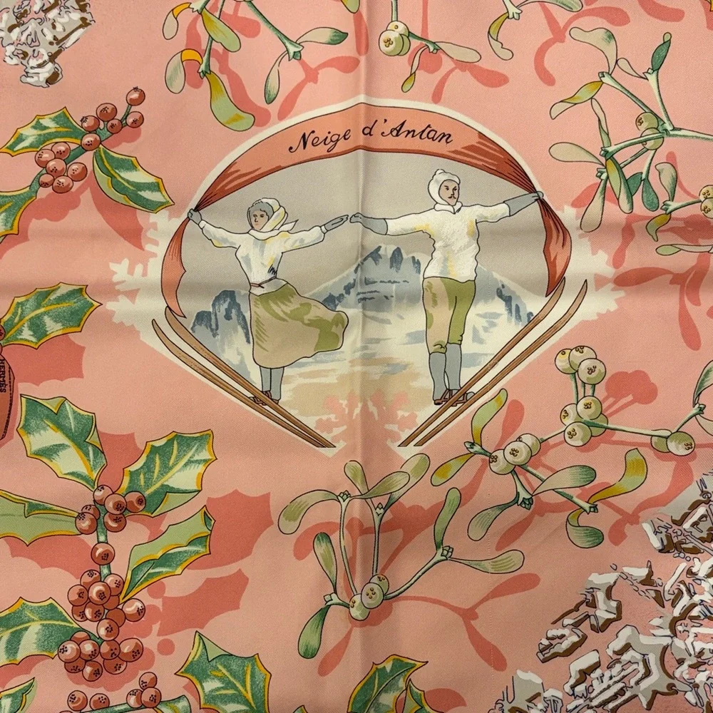 Hermès "Neige d'Antan" silk scarf - Picture 2 of 4